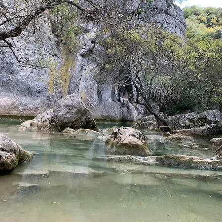 Entre Pic Et Riviere *